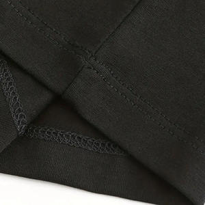 Camiseta moderna con pedrería y diseño brillante, tela suave y transpirable, ajuste cómodo, perfecta para atuendos elegantes de diario. - Product Image 5