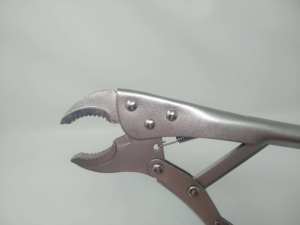 เครื่องตัดลวดแบบแมนนวลสำหรับใส่รากฟันเทียมและลวดเซอร์เคลจ  พร้อมด้ามจับตามหลักสรีรศาสตร์ ได้รับการรับรองมาตรฐาน CE โดย Grip Surgical - Product Image 5