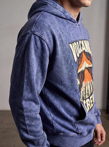 Sudadera con Capucha para Hombre, Estilo Vintage, Lavado Ácido, Oversize, con Estampado Gráfico de Volcán, Ropa Urbana Informal - Product Image 3