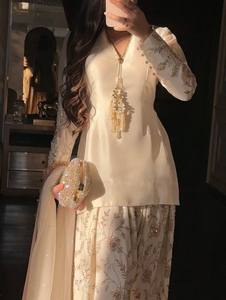 InCotton.M Elegant <b>White</b> Faux Georgette <b>Lehenga</b> Choli Embroidered Dupatta Women's Wedding Wear India Pakistan Regular Fit - Product Image 4