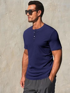 T-shirt en maille gaufrée le plus vendu – Fournisseur de mode urbaine texturée haut de gamme - Product Image 3