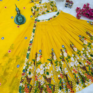 ชุดเลเฮนกาโชลีผ้าจอร์เจียต์ลายปักเลื่อม ดีไซน์ล่าสุดจากเทเนซี สำหรับผู้หญิง - Product Image 6