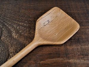 Juego de Cucharas de Madera Hechas a Mano de Lujo con Cucharilla, Cuchara Grande y Cuchara para Servir Ensaladas - Product Image 3