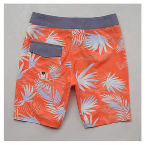 Nuevo Diseño Moderno de Alta Calidad, Pantalones Cortos Deportivos para Hombre, Colección de Verano, Diseño Personalizado con Bolsillos Delanteros y Traseros - Product Image 6