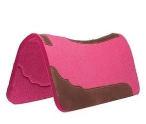 Tapis de selle rose en cuir de vachette style western avec rembourrage en polaire confortable pour l'équitation - Product Image 1