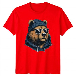 Camiseta informal para hombre con estampado de oso con gorro y cuello redondo, manga corta, corte regular, algodón jersey - Product Image 4