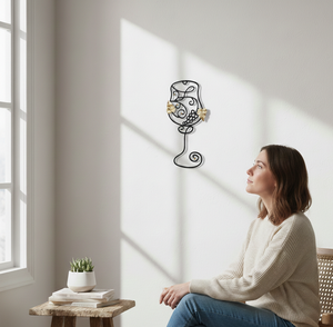 งานศิลปะติดผนังเหล็กดัดสไตล์โมเดิร์น ทำด้วยมือ พร้อมฟังก์ชั่นแขวน ตกแต่งด้วยแก้วไวน์ องุ่นทองเหลือง และใบไม้ - Product Image 3