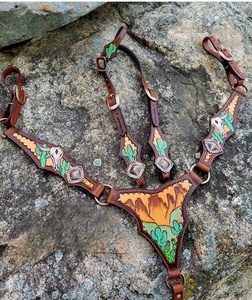Ensemble de sellerie Fire Horse en cuir naturel souple, léger, perlé et texturé, couleur personnalisable, comprenant une selle anglaise saisonnière et une selle western - Product Image 2