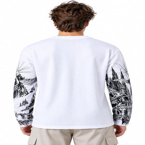 Sweat-shirt à manches longues et col rond pour hommes, imprimé gothique, motif ange du château blanc, coupe régulière - Product Image 2