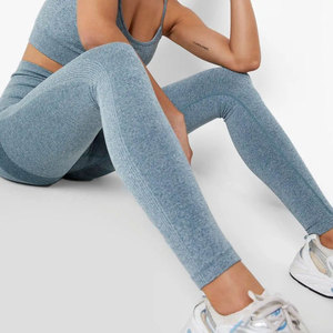 Leggings sin costuras con logo personalizado para mujer, leggings de yoga sin costuras, leggings de gimnasio con efecto fruncido, pantalones de yoga para entrenamiento, mallas deportivas de cintura baja - Product Image 6