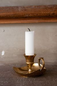 Candelabro de Metal con Tres Brazos para Decoración del Hogar, Diseño Duradero - Product Image 6