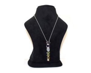 Collar con Colgante Electrochapado de los Siete Chakras - Product Image 1