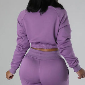 Conjunto Deportivo Corto de Color Sólido para Mujer, Perfecto para Gimnasio y Yoga, Elegante Conjunto de 2 Piezas con Top Corto y Pantalones Deportivos para un Look Deportivo - Product Image 5