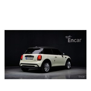 Mini Cooper Classic Plus 2022/1, 10,778 km, Volante a la Izquierda, Asientos de Cuero, Emisión Euro V, Cámara Trasera - Product Image 2