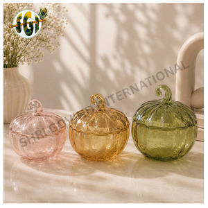 Pot en verre en forme de citrouille avec couvercle pour bonbons et conservation des aliments - Product Image 2