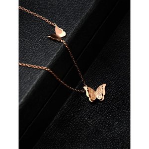 Collar con colgante de mariposa de oro rosa para mujeres y niñas, regalo de joyería artesanal moderna de acero inoxidable - Product Image 3