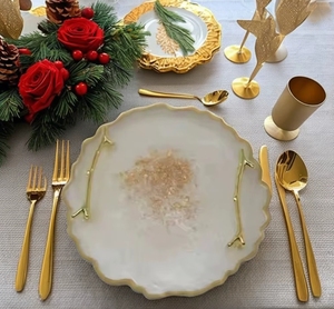 ถาดเสิร์ฟเรซิ่นทรงนางฟ้าทำมือสุดหรู ทนทาน รูปทรงกลมเคลือบเงา ถาดเสิร์ฟอาหารตกแต่งสวยงาม ถาดเรซิ่นสำหรับโต๊ะกาแฟ - Product Image 4