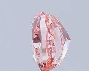 เพชรแฟนซีสีชมพูทรงคุชชั่น 2.01 กะรัต ผลิตในห้องปฏิบัติการ ด้วยวิธี HPHT CVD สำหรับทำเครื่องประดับ เช่น แหวน ต่างหู จี้ - Product Image 2