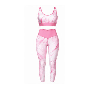 Vente flash - Ensemble de yoga pour femmes de qualité supérieure, pour une utilisation en extérieur, ensemble de yoga doux pour femmes, ensemble de yoga pour femmes en gros - Product Image 1
