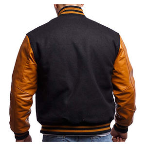 Chaqueta estilo universitario para hombre en negro y marrón, mangas estilo cuero, forro acolchado, ribete a rayas, botones a presión, abrigo de moda urbana. - Product Image 3