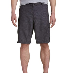 Shorts de sport pour hommes à taille mi-haute élastiquée avec fermeture éclair, logo personnalisé, 100 % laine respirante, design cargo uni, poches latérales - Product Image 1