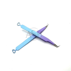 Pinza para Pestañas con Logotipo Personalizado, Dos Tonos Azul y Morado, con Empuñadura de Diamantes, de Acero Inoxidable, Herramienta de Precisión - Product Image 1