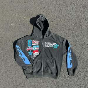 Sudadera Corta Unisex de Felpa Francesa 100% Algodón con Estampado Personalizado, Lavado Ácido, Pedrería y Borde Cortado para Hombre - Product Image 1