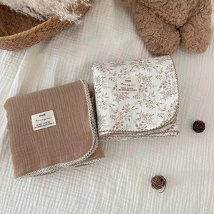 Couverture pour bébé en mousseline douce à 6 couches, respirante, de haute qualité, écologique, avec motifs floraux/à personnages/unis - Product Image 1