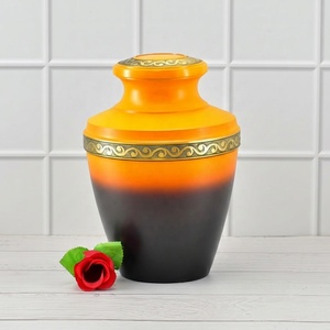 Urnas de Cremación Metálicas Color Rosa Bebé con Mariposa Grabada en Esmalte, Artículos Funerarios, Urnas de Cremación Metálicas de Falah International - Product Image 6