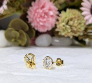 Boucles d'oreilles clous à fermoir pushback serties de diamants de laboratoire 2 carats, certifiées IGI, en or massif 14 carats, style vintage, pour mariage et soirée, pour femme - Product Image 4