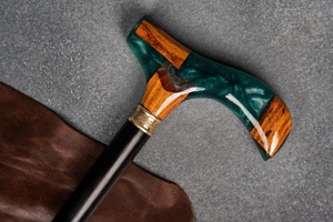 Bastón de madera hecho a mano |   Bastón de Diseño con Mango de Resina |   Bastón de Lujo para Hombre, Soporte para Personas Mayores - Product Image 3