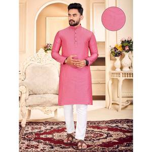 CRÉATEUR EN COTON JACQUARD TISSANT TRAVAIL PRÊT À PORTER KURTA AVEC PAYJAMA ROSE - Product Image 1