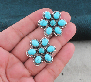 Boucles d'oreilles pendantes de luxe Shree Jaipur en argent sterling 925 et turquoise, style vintage goutte d'eau, faites à la main au Rajasthan, pour mariage et fête - Product Image 1