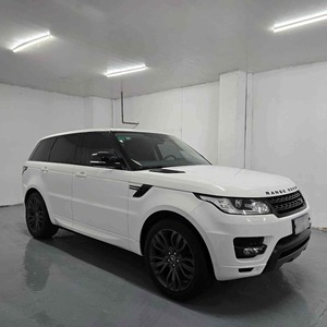 Vente flash - Range Rover Sport - SUV de luxe - Transmission automatique - Transmission intégrale - Véhicule de performance haut de gamme - Product Image 5