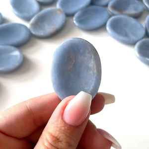 Meilleures ventes en gros : Pierre de méditation en cristal de Lapis Lazuli naturel pour le chakra du pouce, idéale comme pierre de poche - Product Image 4