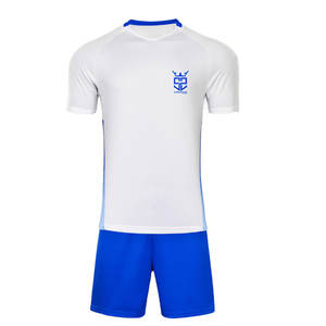 Uniforme de Fútbol Transpirable de Último Diseño y Nuevo Estilo, Uniforme de Fútbol de Color Sólido de Primera Calidad para Venta en Línea - Product Image 1