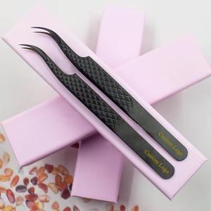 Pinzas para Pestañas de Acero Inoxidable Morje Surgical MS-ET-0007 con Logotipo Personalizado, 10 mm, Punta Suave de Precisión, Juego con Caja Rosa - Product Image 2
