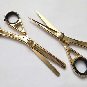 Tijeras de Peluquería para Diestros KAAMIR INSTRUMENTS, Premium, Precisión, Acero Inoxidable VG10, Mango Mediano, 32 Dientes, para Cortar el Cabello - Product Image 2