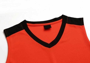 Nuevo Uniforme de Baloncesto de Verano con Colores Personalizados y Diseño sin Mangas Transpirable para la Identidad y el Rendimiento del Equipo - Product Image 4