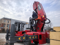 Grue télescopique professionnelle hydraulique montée sur chariot élévateur avec moteur et boîte de vitesses pour la manutention de matériaux lourds CCSQ1000ZB6+1