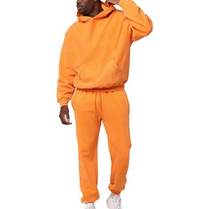 Precio Directo de Fábrica al por Mayor: Conjuntos Deportivos para Hombre, Ajustados, con Capucha, Estampados, de Moda Urbana, con Logotipo Personalizado, para Correr - Product Image 1