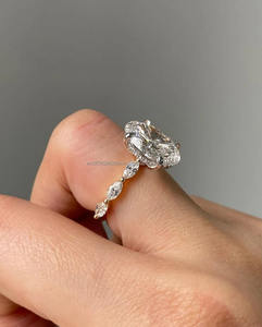 Unisex 14K oro lujo Vintage compromiso/anillo de bodas corte ovalado laboratorio creado IGI/GIA laboratorio cultivado Aniversario de diamante para mujer - Product Image 2