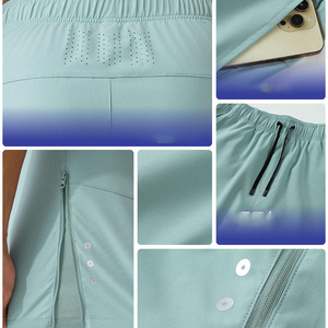 Shorts décontractés en tissu lisse, confortables pour l'été, avec un matériau léger et une sensation de détente - Product Image 3