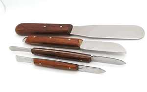 ชุดมีดขูดขี้ผึ้งจัดฟันแบบใช้มือ ชุดมีดผสมปูนปลาสเตอร์ทางทันตกรรม 4 ชิ้น ได้รับการรับรองความปลอดภัย MOL โดย SurgiRight - Product Image 4