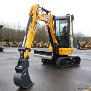 Miniexcavadora de 2.5 toneladas de alta resistencia con giro de cola cero para sitios de construcción urbanos con motor Kubota y Bosch - Product Image 4