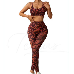Conjunto Deportivo de 2 Piezas para Mujer, Ropa Deportiva de Manga Larga, Chaqueta de Gimnasio, Top de Talla Grande, Leggings de Yoga de Estilo Activo - Product Image 1