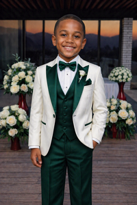 Traje Blanco Personalizado para Niños con Solapa Verde y Chaleco Borgoña, Conjunto de 3 Piezas para Boda, Traje Formal para Niños - Product Image 1