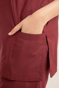EVERGLOW Conjunto de uniforme médico negro para mujer, con cuello en V y cremallera frontal, pantalón, ropa de hospital, tejido de elastano/poliéster, con detección de agujas - Product Image 5