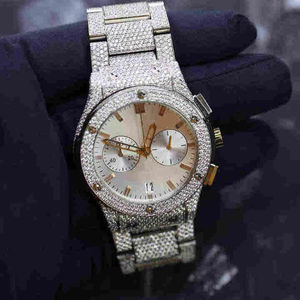 Reloj de Lujo con Cristales de Cuarzo, Diamantes Moissanite VVS, Correa de Acero Inoxidable, Esfera Redonda con Números Romanos, Estilo Hip Hop - Product Image 3