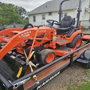 Compre un Mini Tractor Kubota BX2680 Diésel Usado 4X4 Diseñado para la Excelencia Agrícola con Funcionamiento Suave y Resistencia - Product Image 6